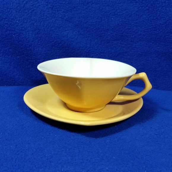 Vintage Mary Kay Yellow Heart Shaped Tea Cup and Saucer 1980's Consultant Gift - Picture 3 of 10